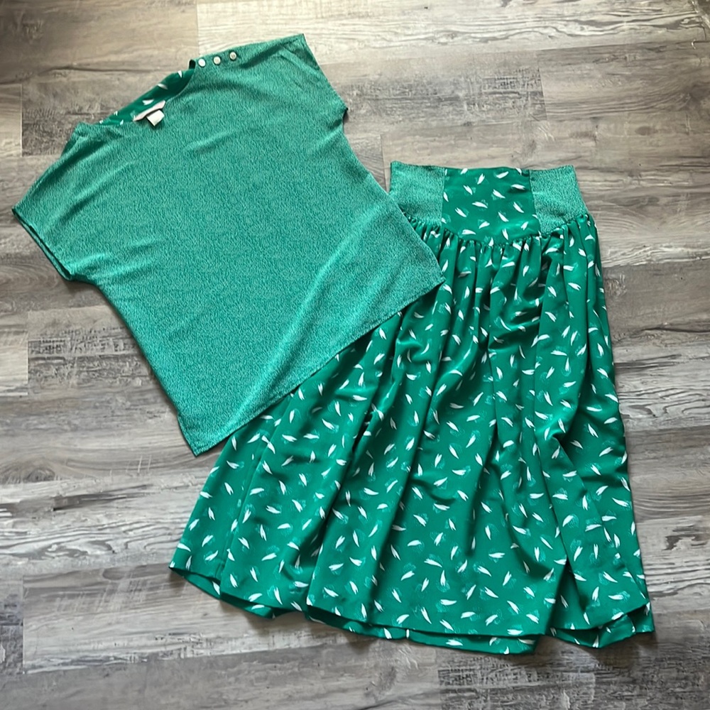 Classic directions vintage skirt set
